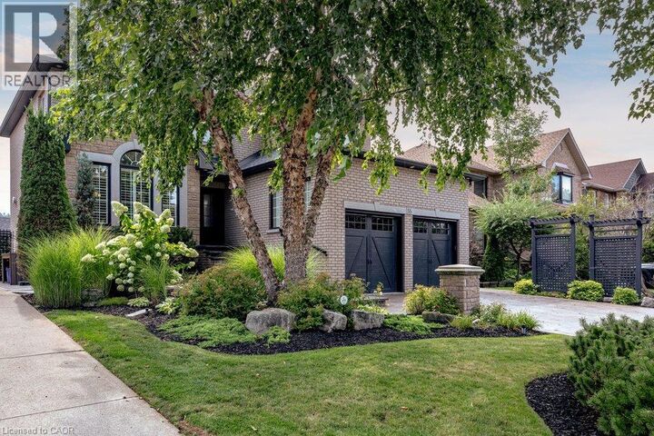 Photo de la propriété:  55 Chianti Crescent  ON L8E 5W3 