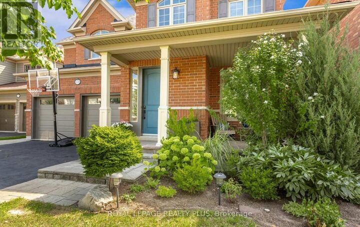 Property Photo:  238 Melanson Heights  ON L9T 0S6 