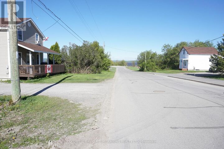 Property Photo:  Lot 75 Albert Street  ON P0J 1K0 