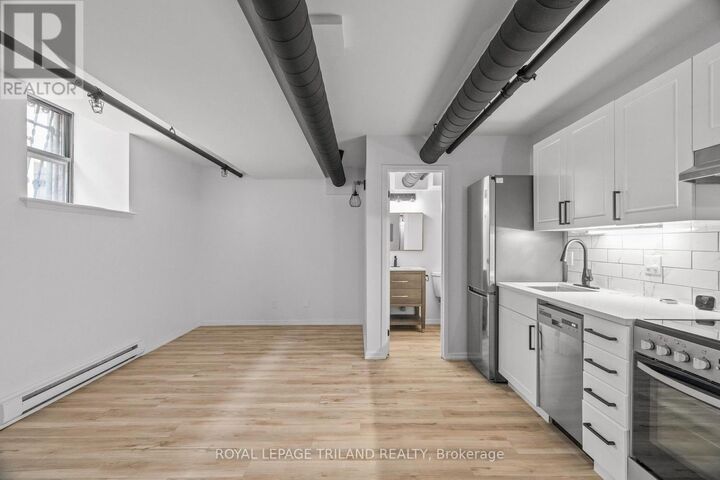 Property Photo:  330 Clarence Street B3  ON N6A 6H6 