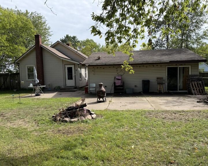 Property Photo:  1100 Pine Street  WI 54476 
