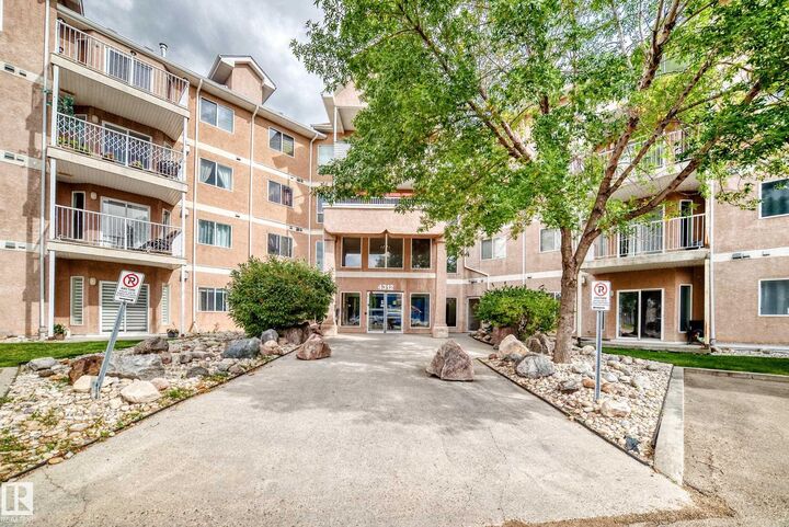 Photo de la propriété:  4312 139 Avenue NW 316  AB T5Y 3J4 