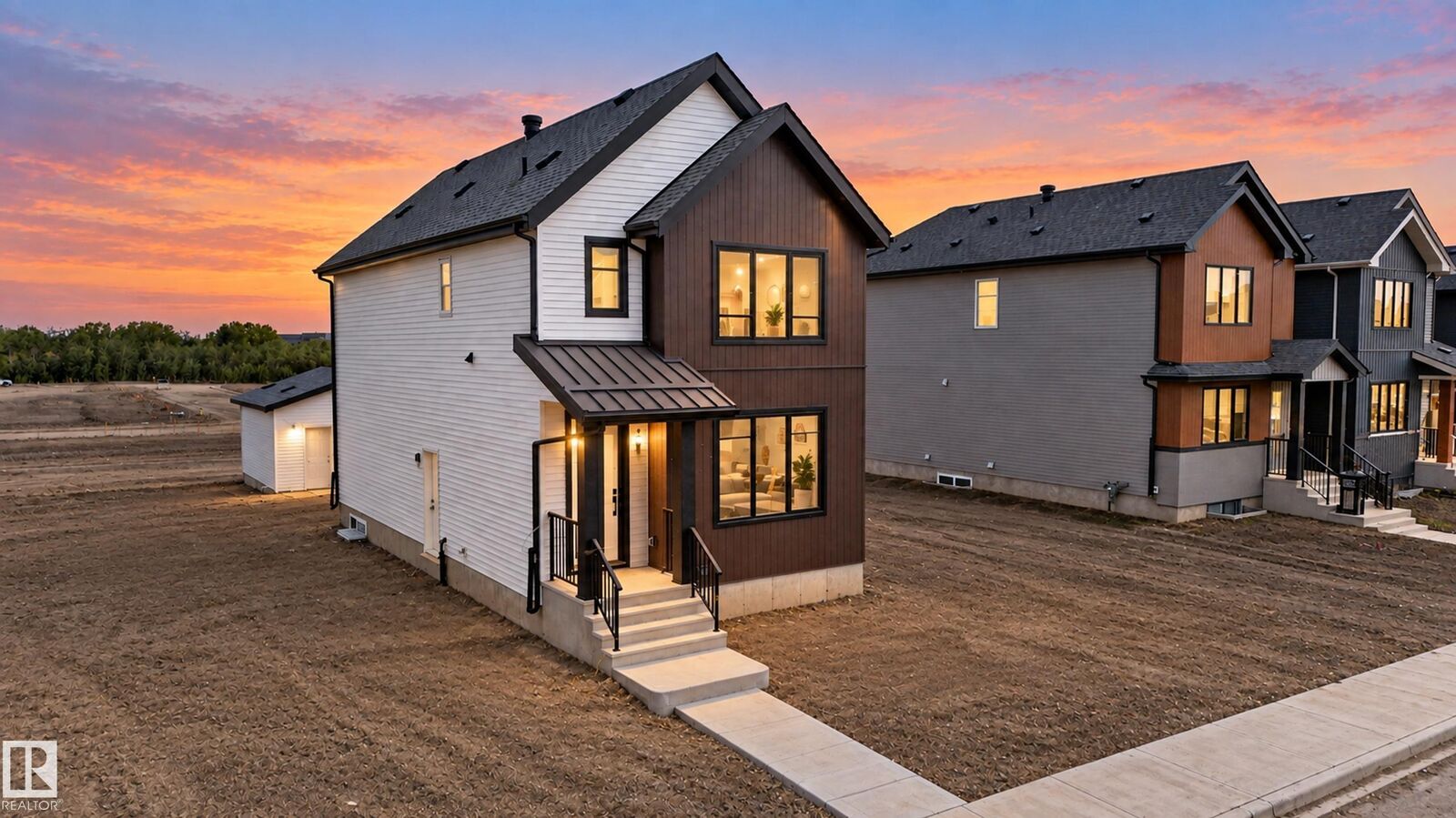 Property Photo:  18707 130 Street NW  AB T6V 0P2 