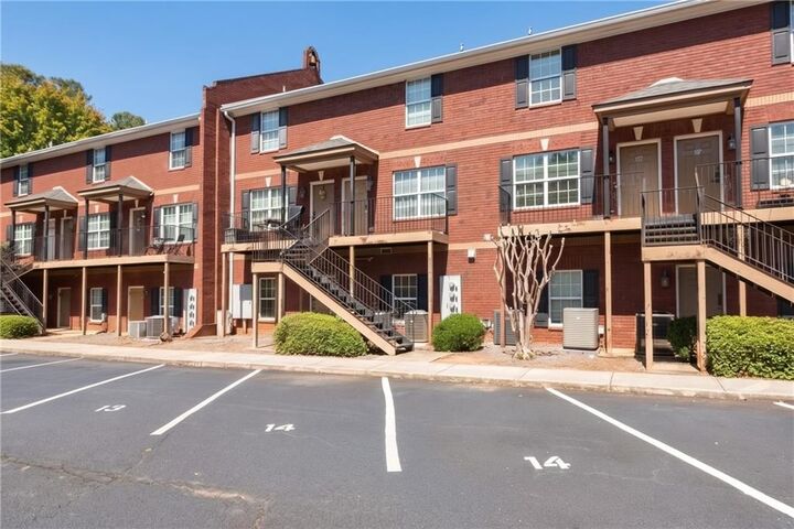Property Photo:  105 Whitehead Road 15  GA 30606 
