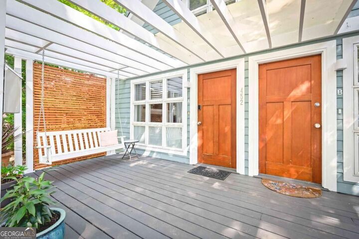 Property Photo:  452 Sinclair Avenue  GA 30307 