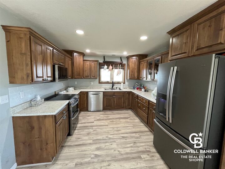 Property Photo:  1120 E 7th Street  KS 67871 