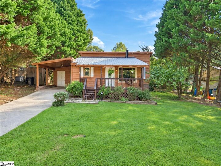 Property Photo:  124 Nottingham Lane  SC 29640 