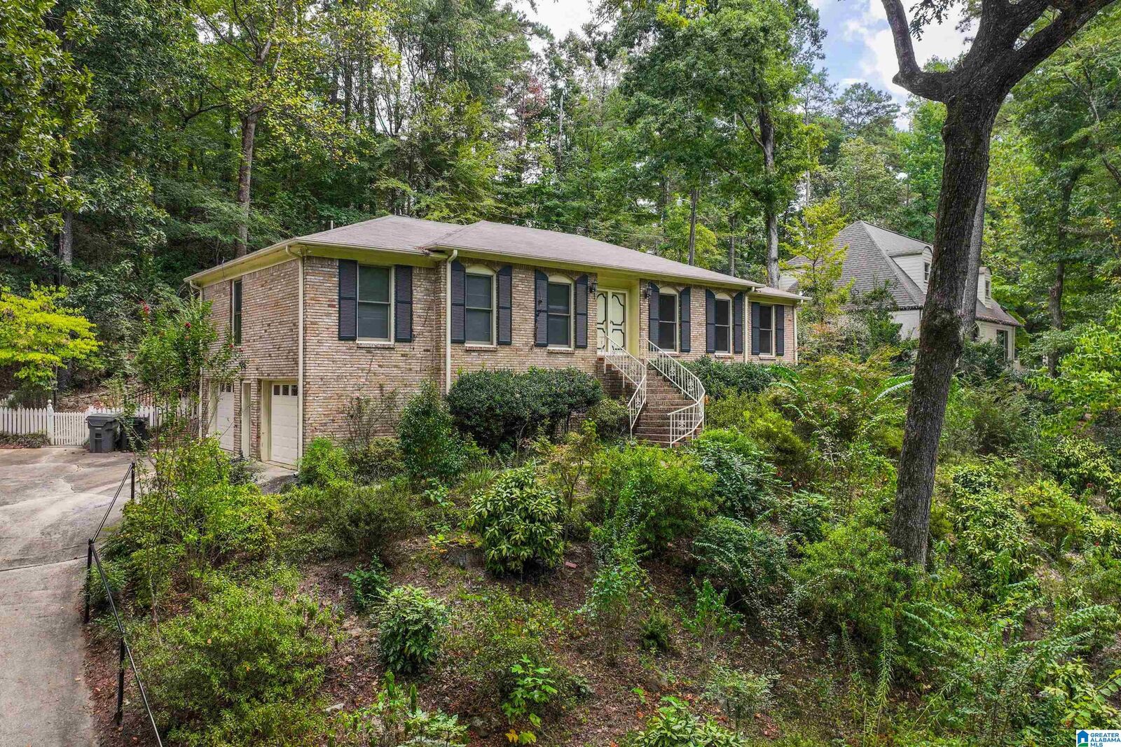 Property Photo: 1508 Blind Brook Lane AL 35216