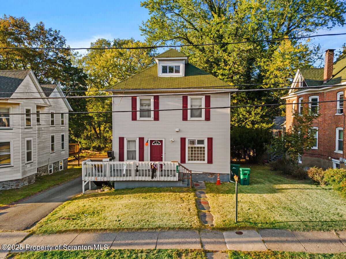 Property Photo: 120 Ridgeway Street PA 18301