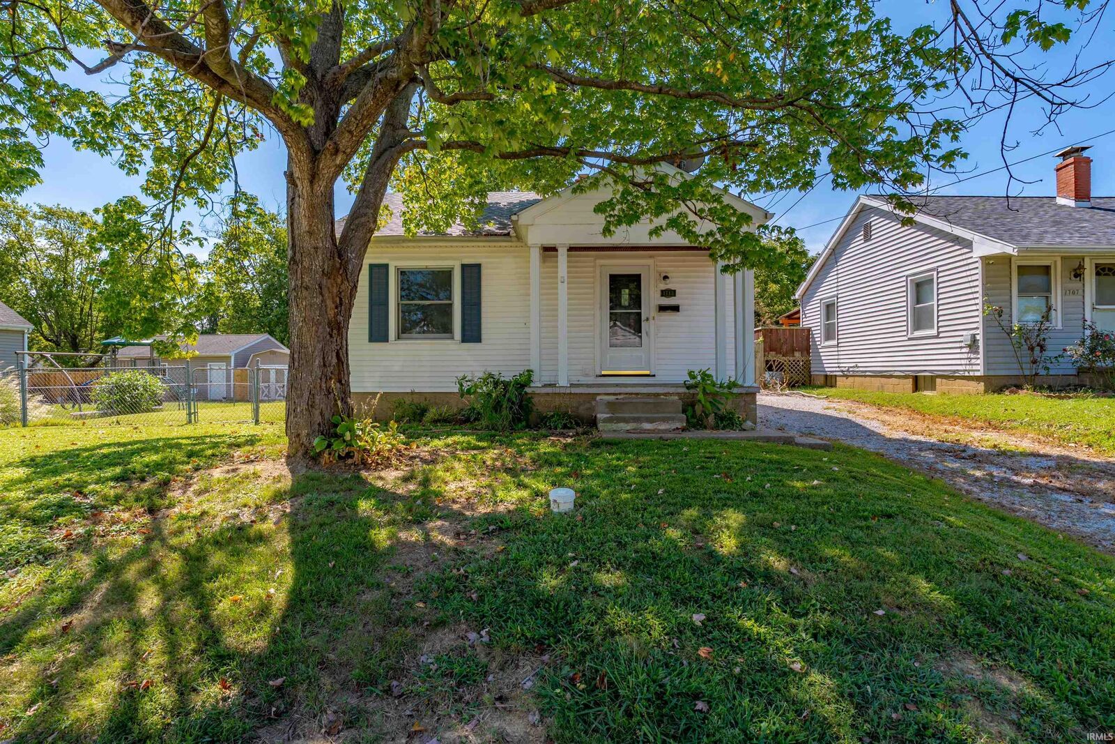 Property Photo:  1713 Keck Avenue  IN 47711 