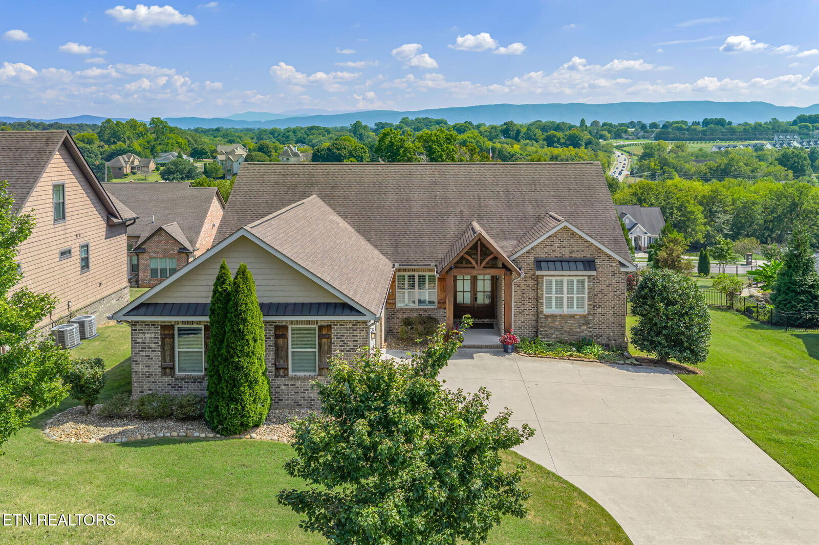 Property Photo:  908 Montgomery Lane  TN 37803 