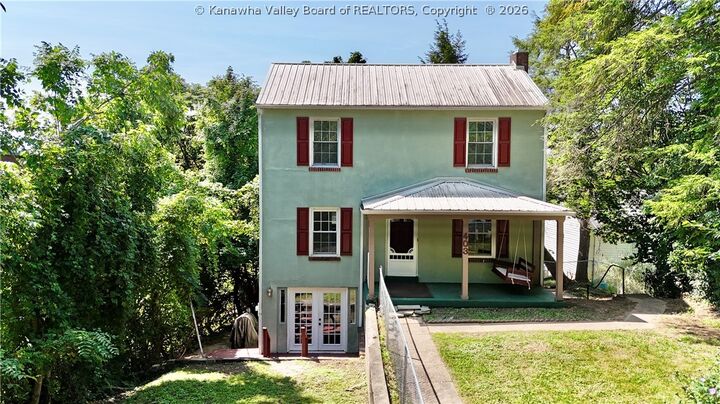 Property Photo:  403 Swinburn Street  WV 25302 