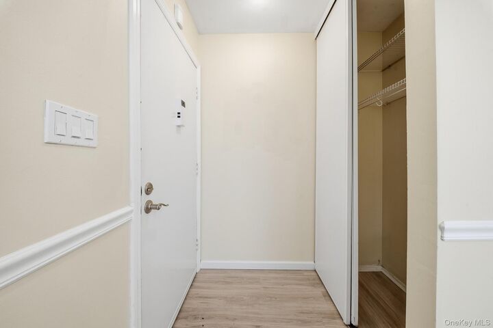 Property Photo:  1101 Cabot Court N  NY 11780 