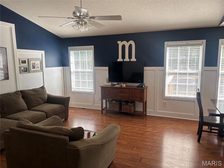 Property Photo:  398 Mark Avenue  MO 63755 