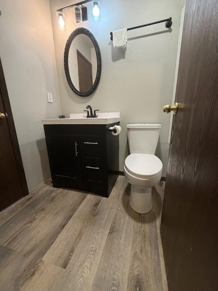 Property Photo: 6972 N Raintree Ct WI 53223
