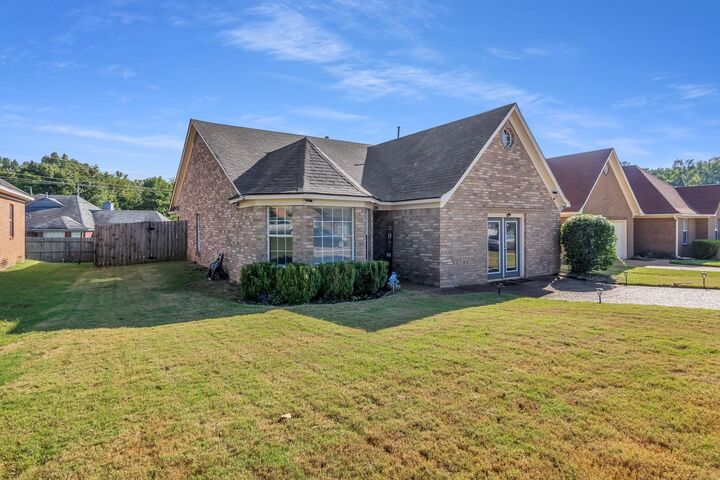Property Photo:  4557 Lindawood Ln  TN 38128 