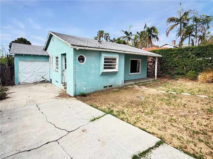 Property Photo:  490 E Highland Avenue  CA 91024 