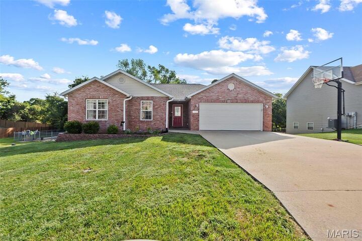 Property Photo:  398 Mark Avenue  MO 63755 