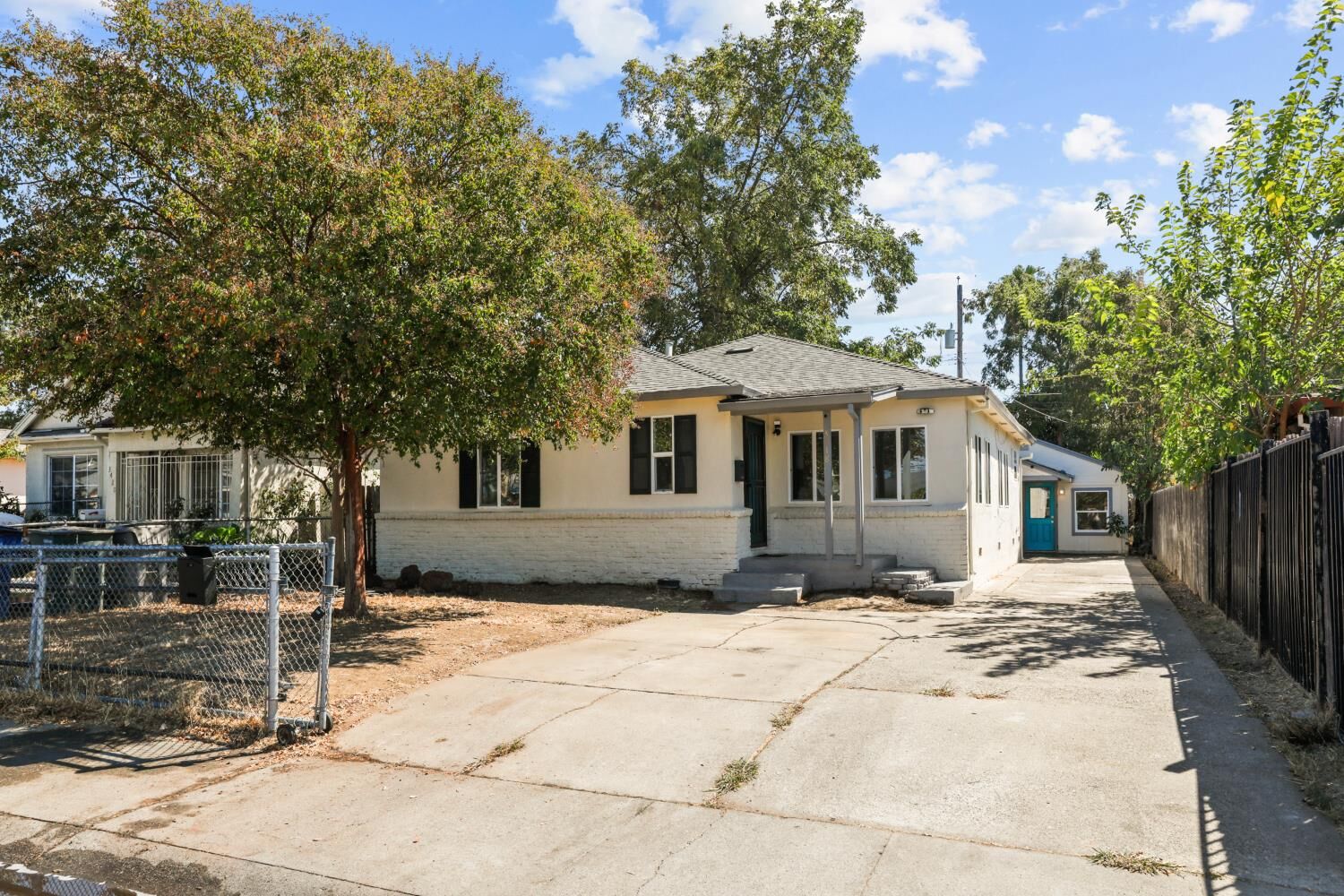 Property Photo: 3418 20th Avenue CA 95820