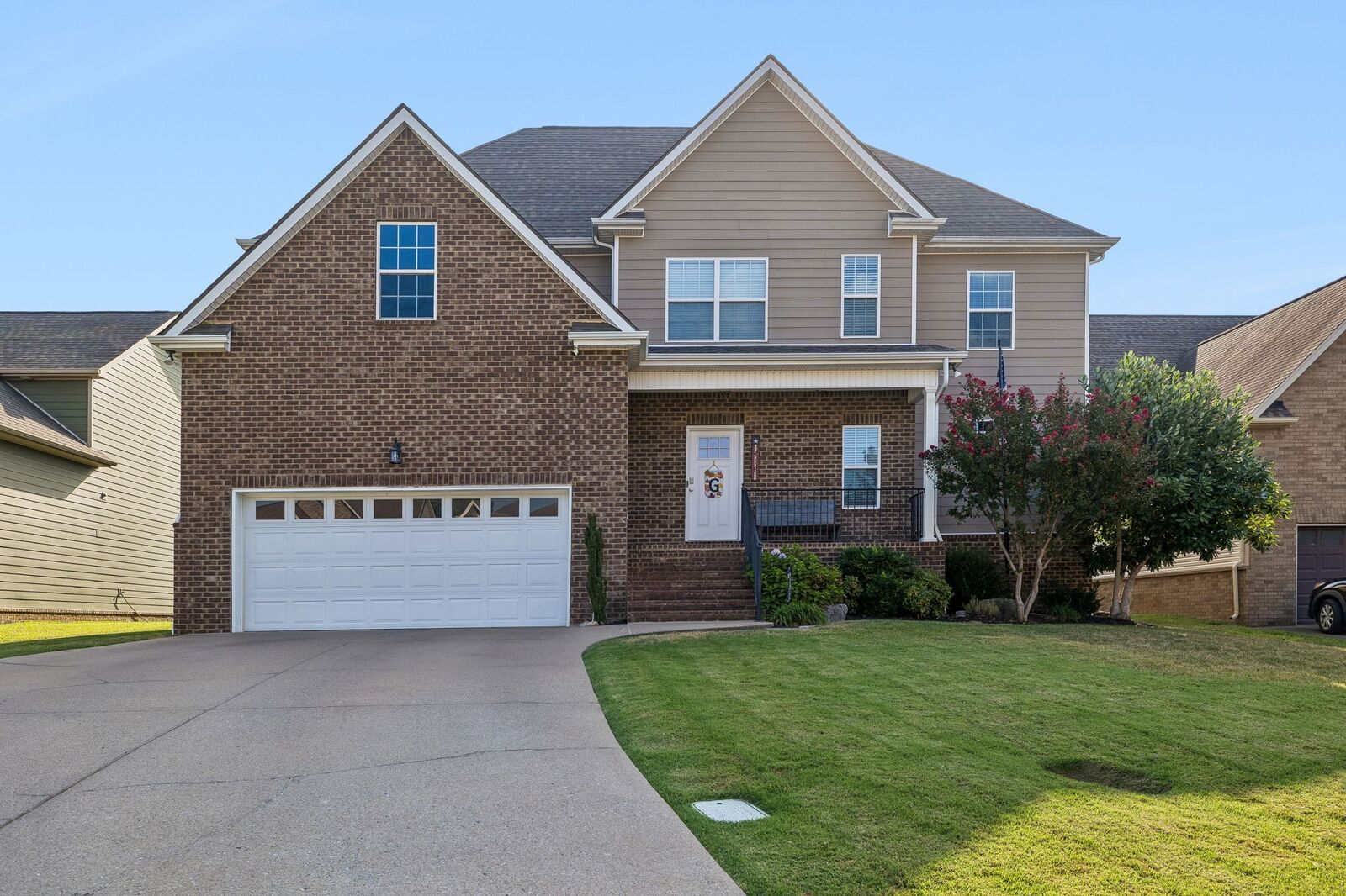 Property Photo:  418 Tessa Ct  TN 37128 