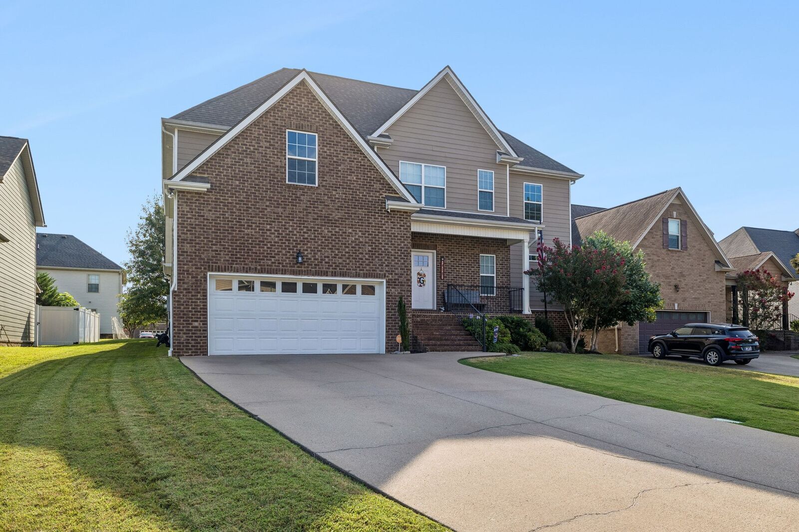 Property Photo: 418 Tessa Ct TN 37128
