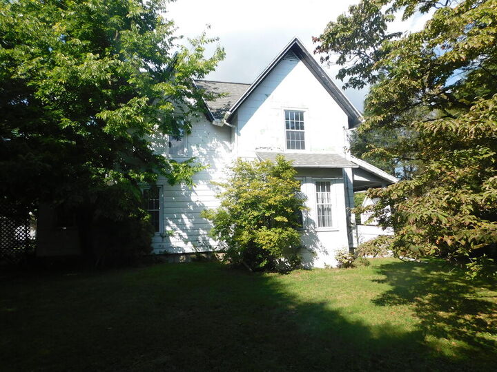 Property Photo: 401 Wells Avenue PA 18810