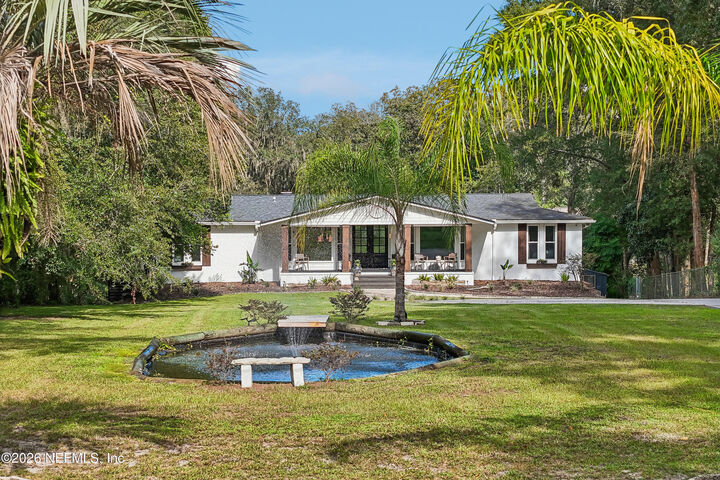 Property Photo:  697 Arthur Moore Drive  FL 32043 