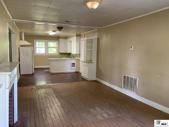 Property Photo:  2307 Trenton Street  LA 71291 
