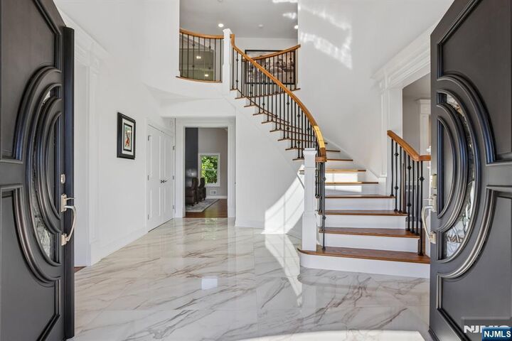 Property Photo:  10 Massola Drive  NJ 07470 