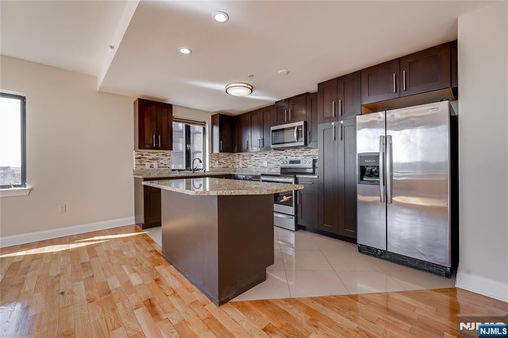 Property Photo: 29 1st Street 702 NJ 07601