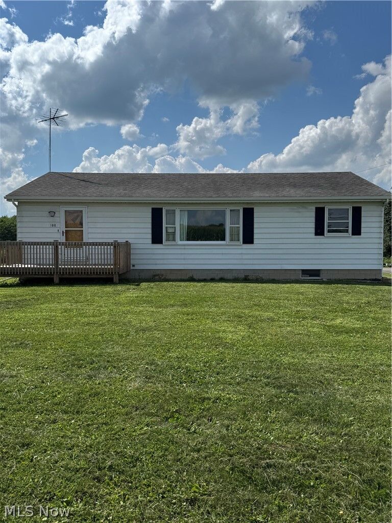 Property Photo: 188 S Front Street OH 44214