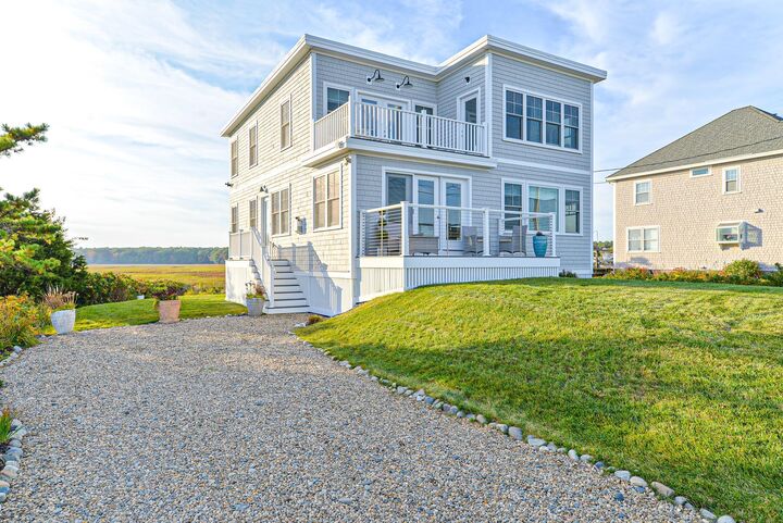 Property Photo:  1647 Ocean Boulevard  NH 03870 