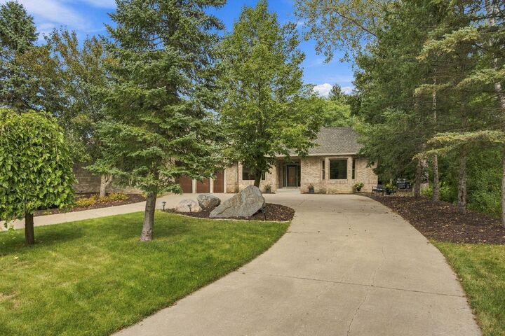 Property Photo: 4320 Vinewood Lane N MN 55442