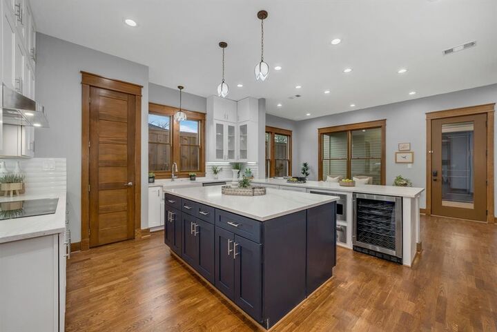 Property Photo:  6045 Velasco Avenue  TX 75206 