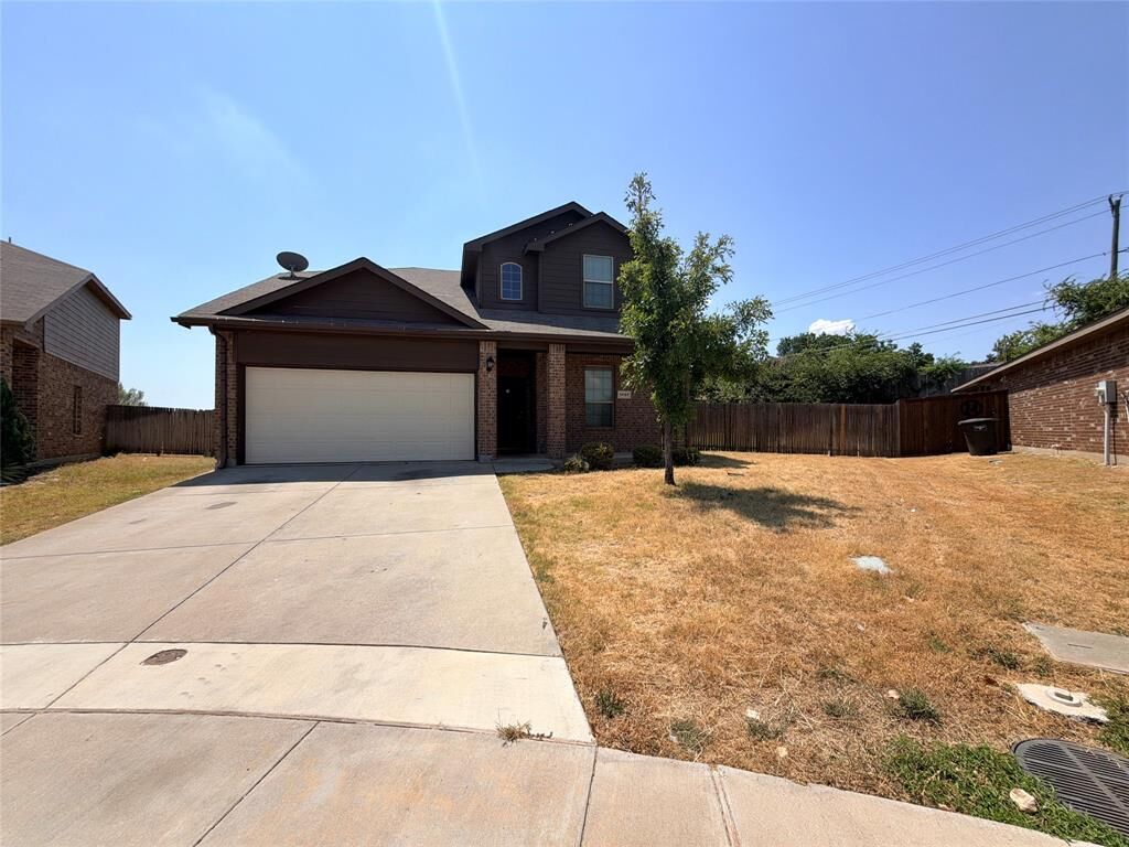 Property Photo: 1137 Colchester Court TX 76134