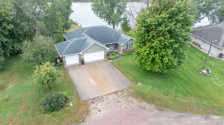 Property Photo:  10005 100th St Lot 26 &Amp 27  IA 51055 