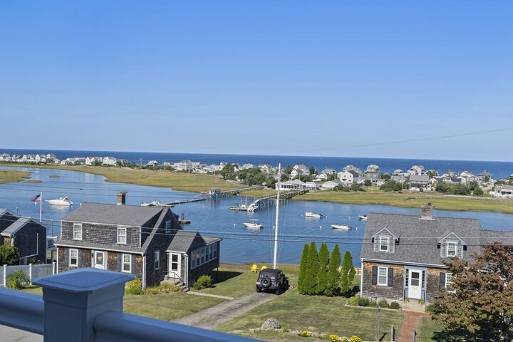Property Photo:  75 Preston Ter  MA 02050 