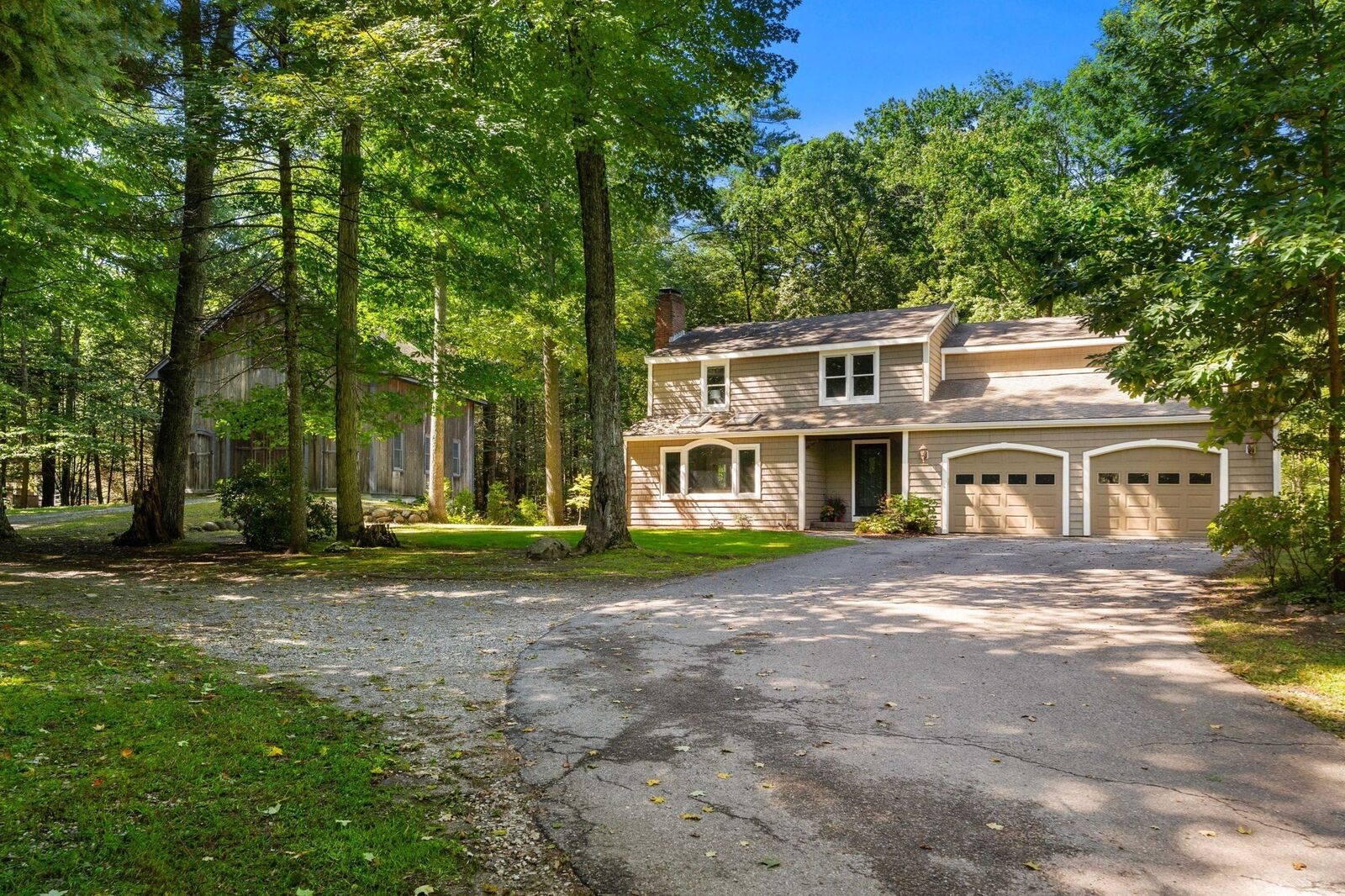 Property Photo:  75 Mount Lebanon St  MA 01463 