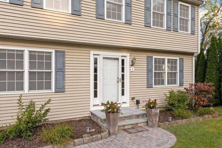 Property Photo:  4 Fatima Lane  MA 01606 