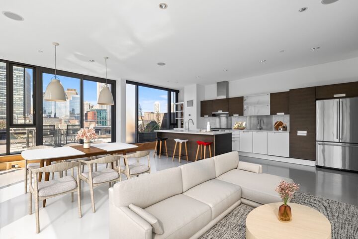 Property Photo:  346 Congress St. Ph 701  MA 02210 