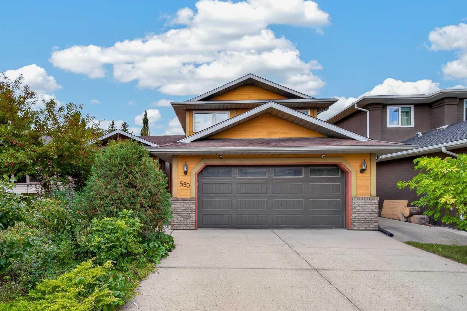 Property Photo:  580 Sunmills Drive SE  AB T2X 3B1 
