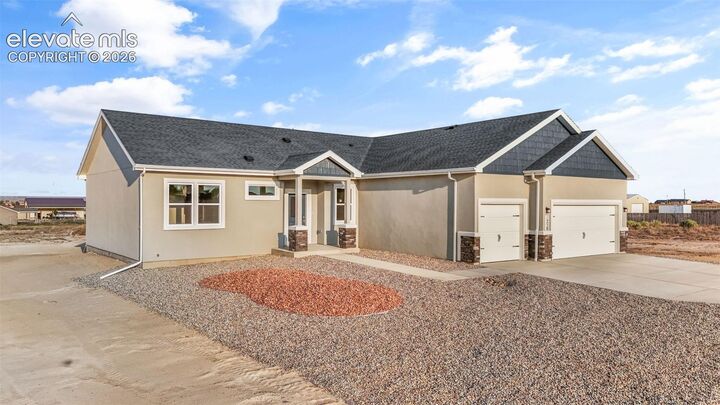 Property Photo:  1258 N Kirkwood Drive  CO 81007 