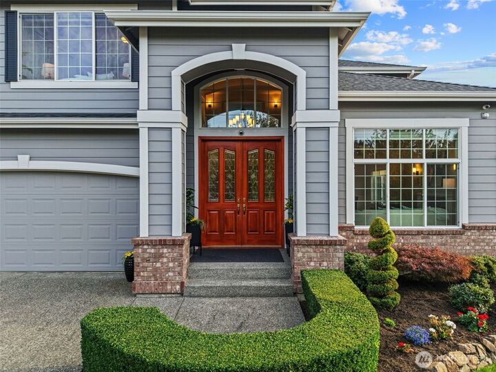 Property Photo:  4422  240th Place SE  WA 98021 