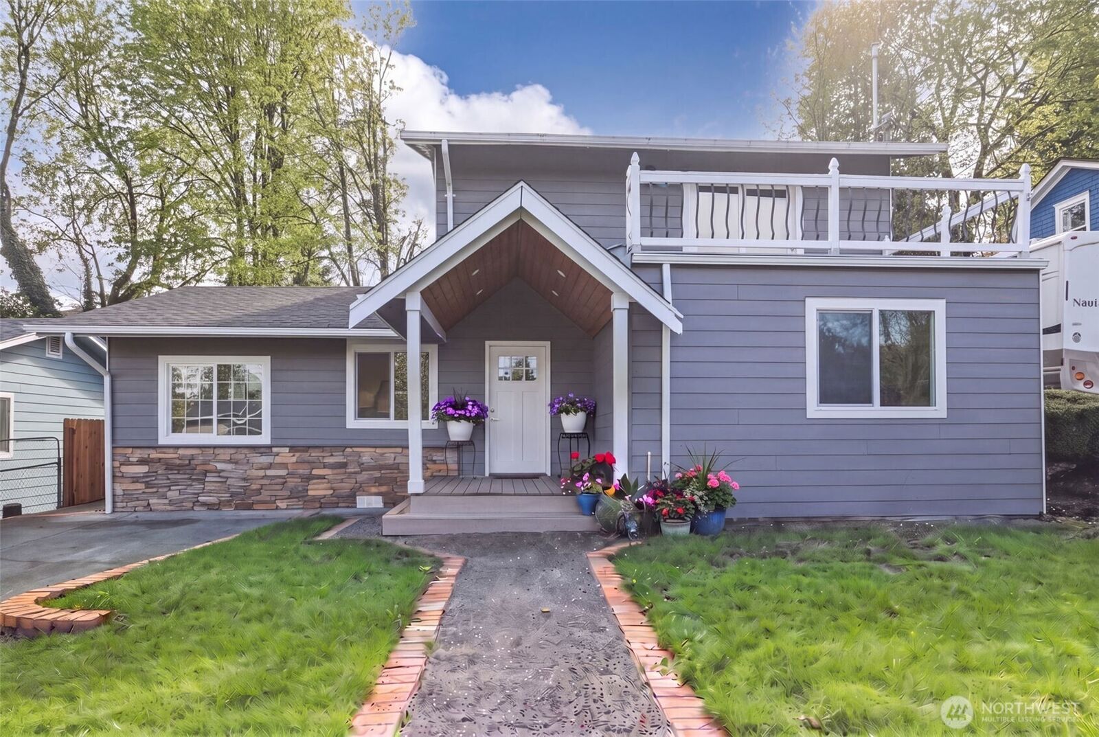 Property Photo: 9812 59th Avenue S WA 98118
