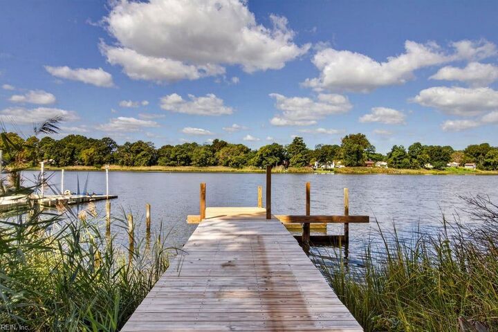 Property Photo:  1337 Walnut Ave  VA 23325 
