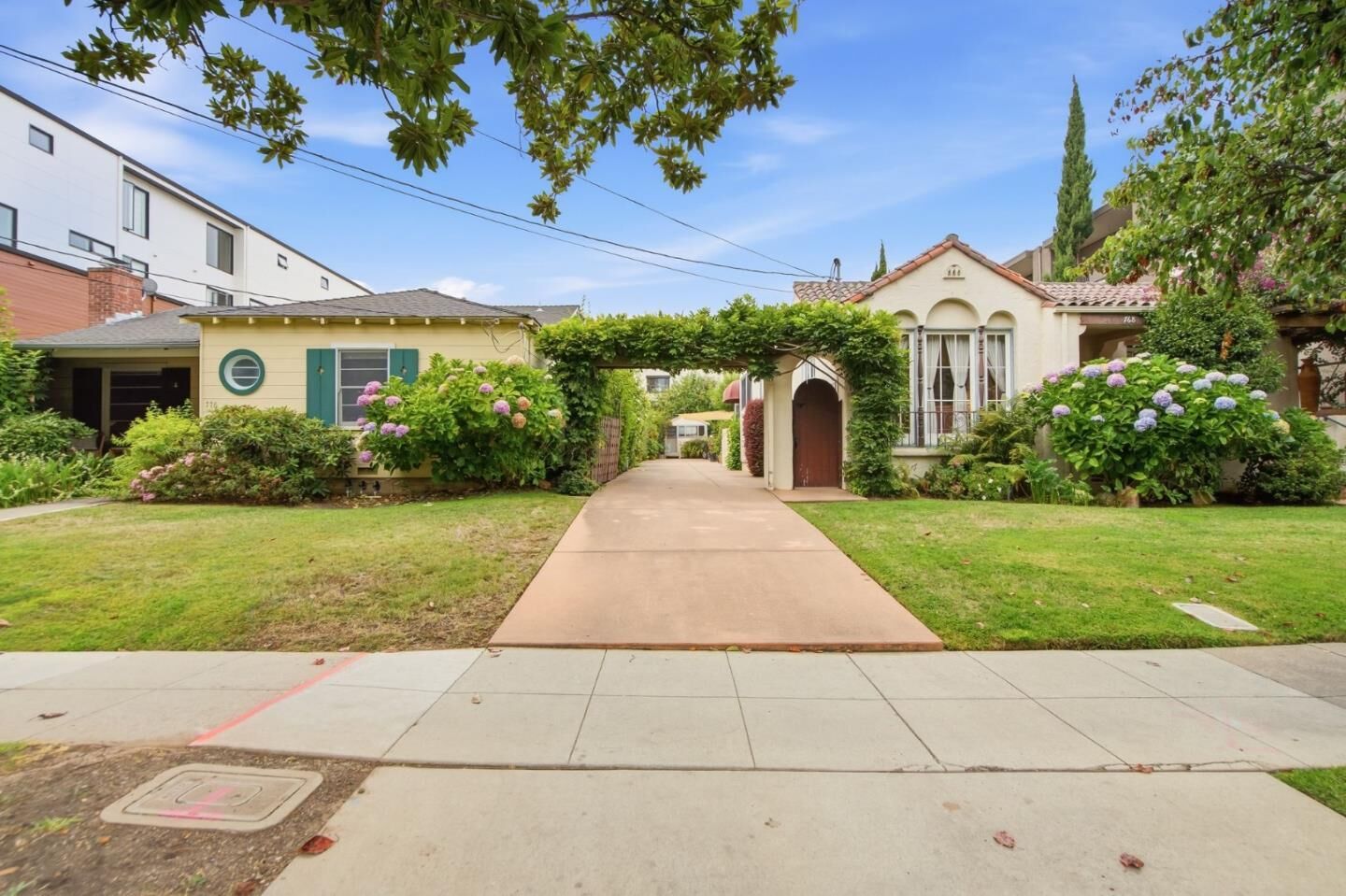Property Photo:  768 Elm Street  CA 94070 