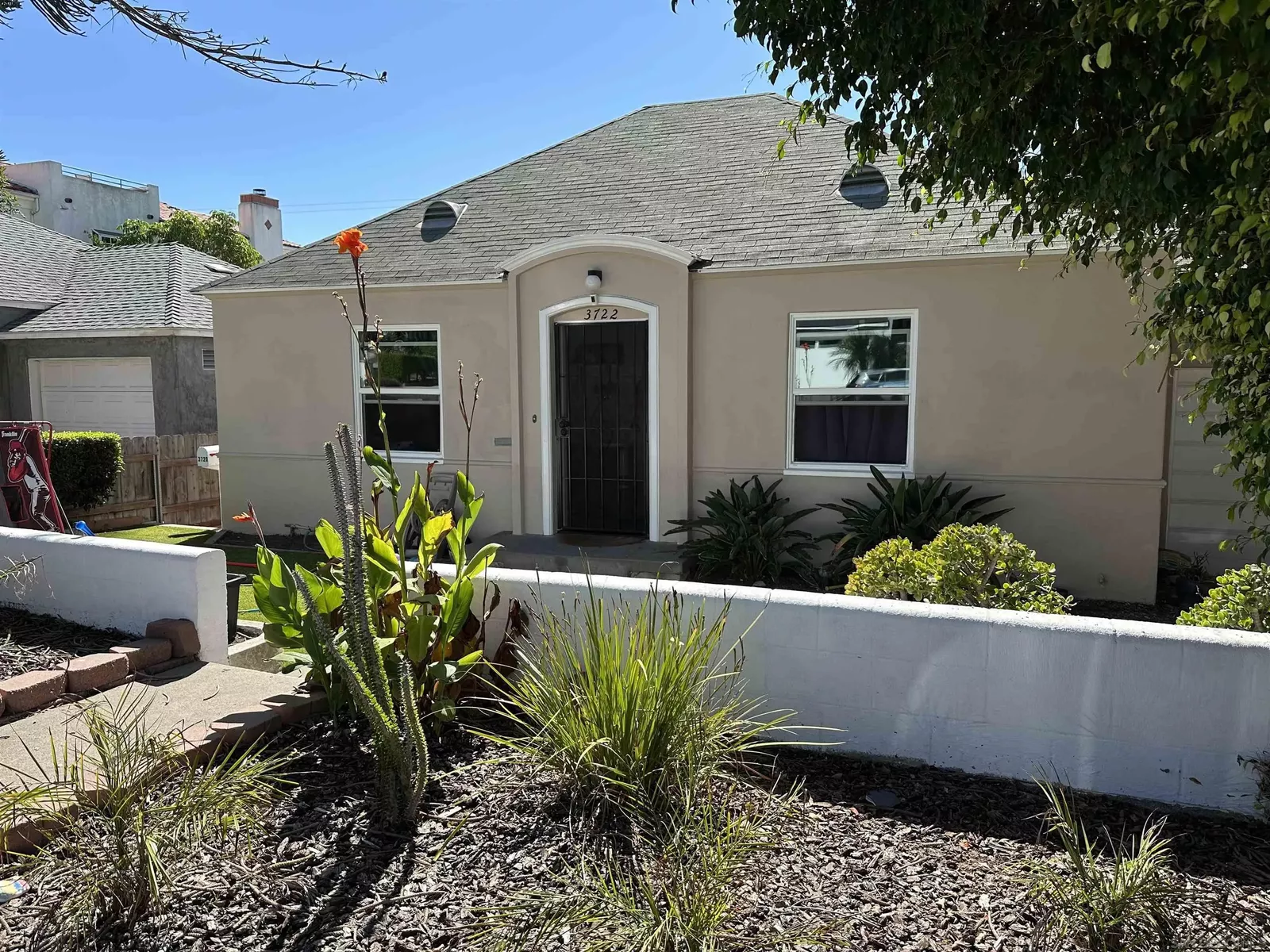 Property Photo:  3722 Haines Street  CA 92109 