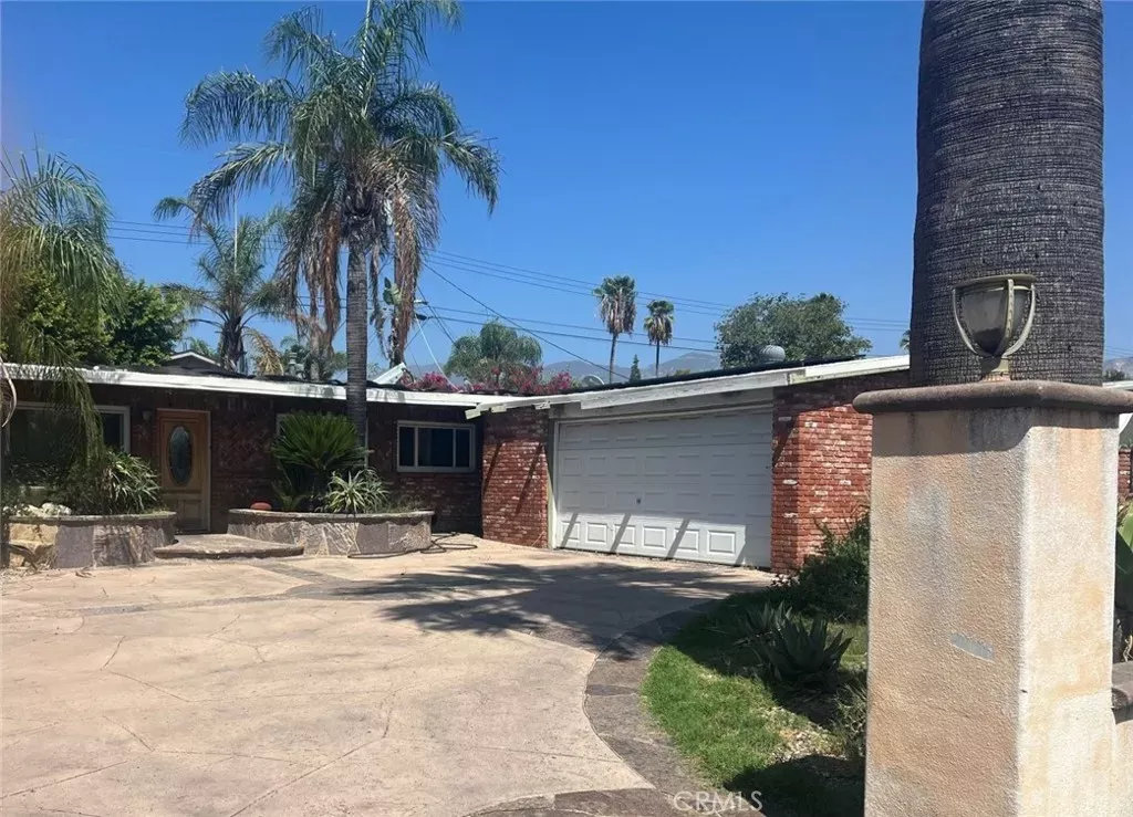 Property Photo:  12937 Del Sur Street  CA 91340 