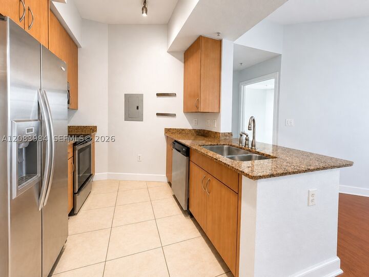 Property Photo: 1830 Radius Dr 1102 FL 33020