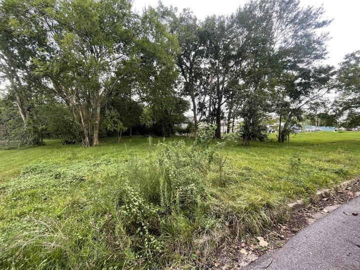 Property Photo: 236 Oakland St. TX 77701